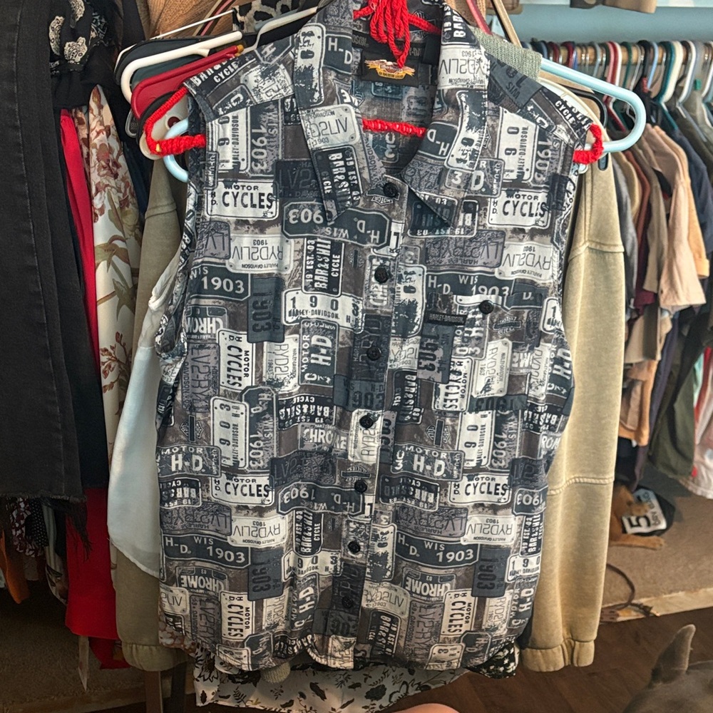 Harley-Davidson Women’s Gray Graphic Shirt